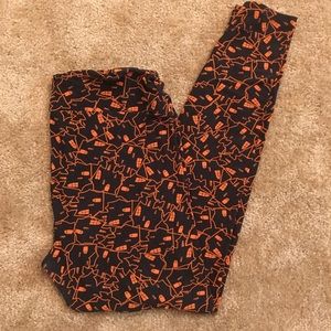 Lularoe Haunted House Halloween Leggings! (TC)